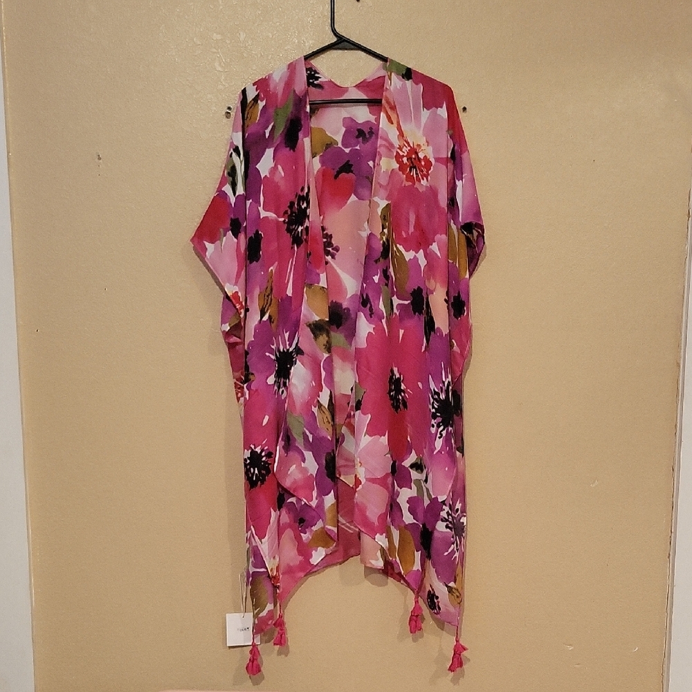 Accent Floral Pink Kimono with Tassels